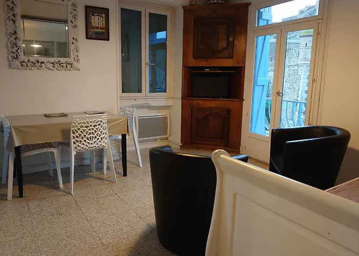 2vau21 - T2 Centre Village Et Vue Διαμέρισμα *